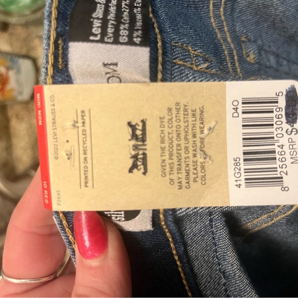 Kids Levi size 10 regular - Picture 3 of 3